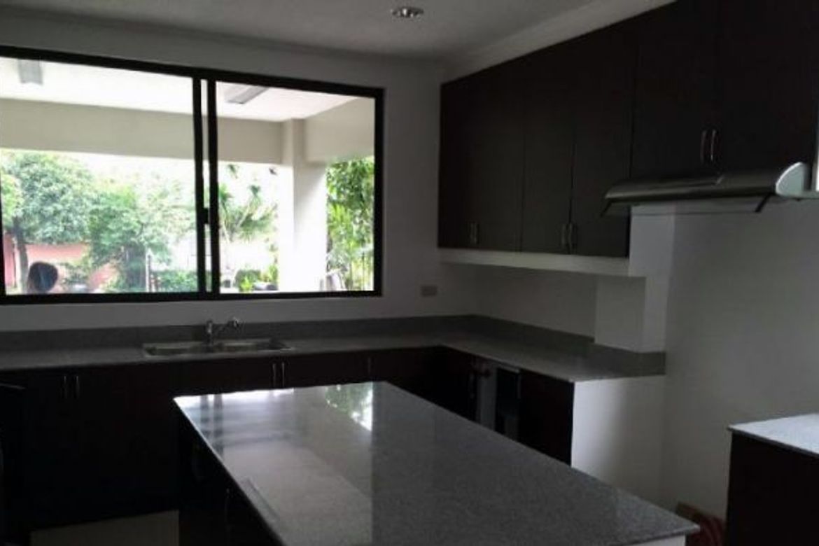 4 Bedroom House for Sale in Bel-Air, Makati, Metro Manila