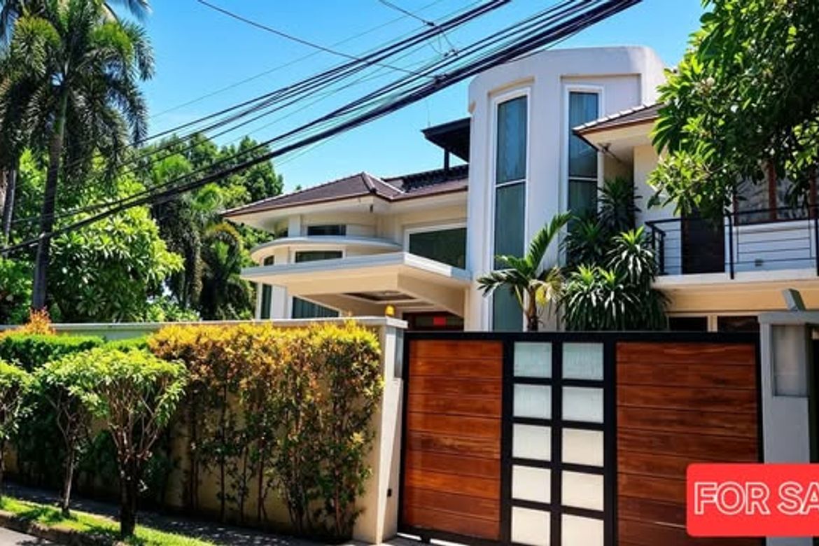 4 Bedroom House for Sale in Bel-Air, Makati, Metro Manila – photo 2