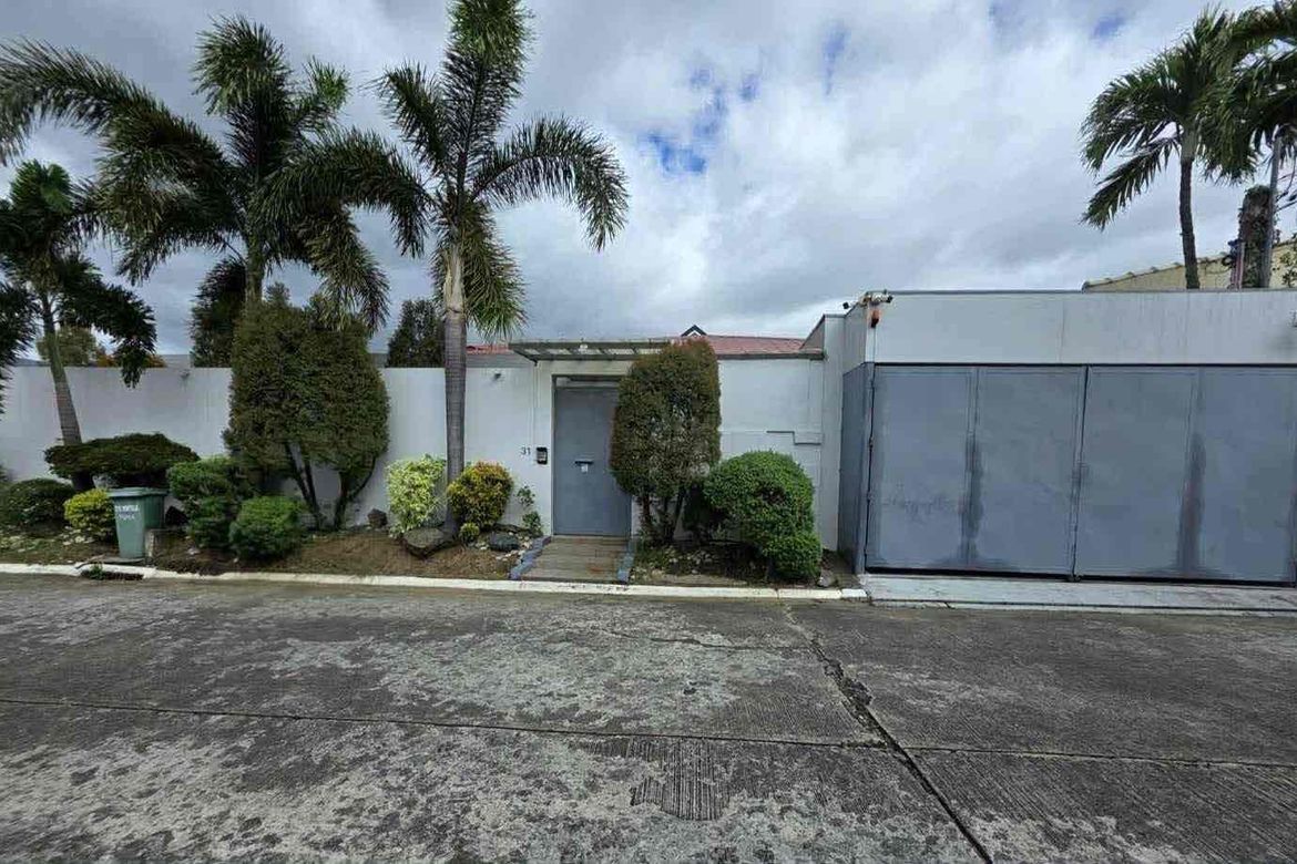 4 Bedroom House for Sale in BF Homes Parañaque, BF Homes, Parañaque, Metro Manila