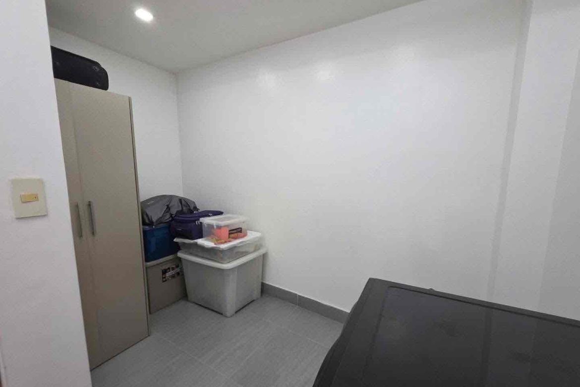 4 Bedroom House for Sale in BF Homes Parañaque, BF Homes, Parañaque, Metro Manila – photo 8