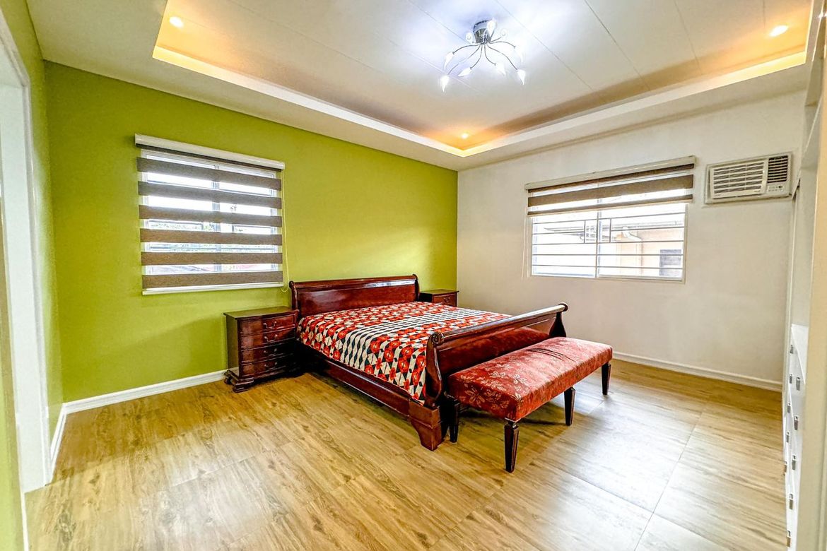 4 Bedroom House for Sale in BF Homes Parañaque, BF Homes, Parañaque, Metro Manila – photo 4