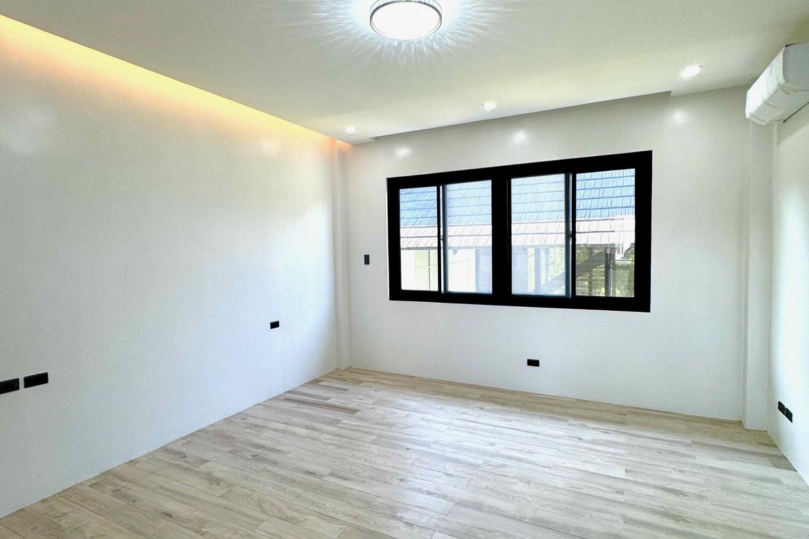4 Bedroom House for Sale in BF Homes Parañaque, BF Homes, Parañaque, Metro Manila – photo 6