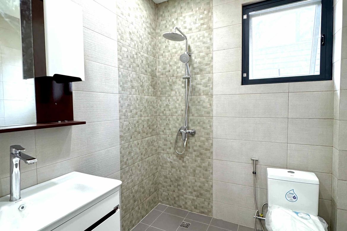 4 Bedroom House for Sale in BF Homes Parañaque, BF Homes, Parañaque, Metro Manila – photo 7