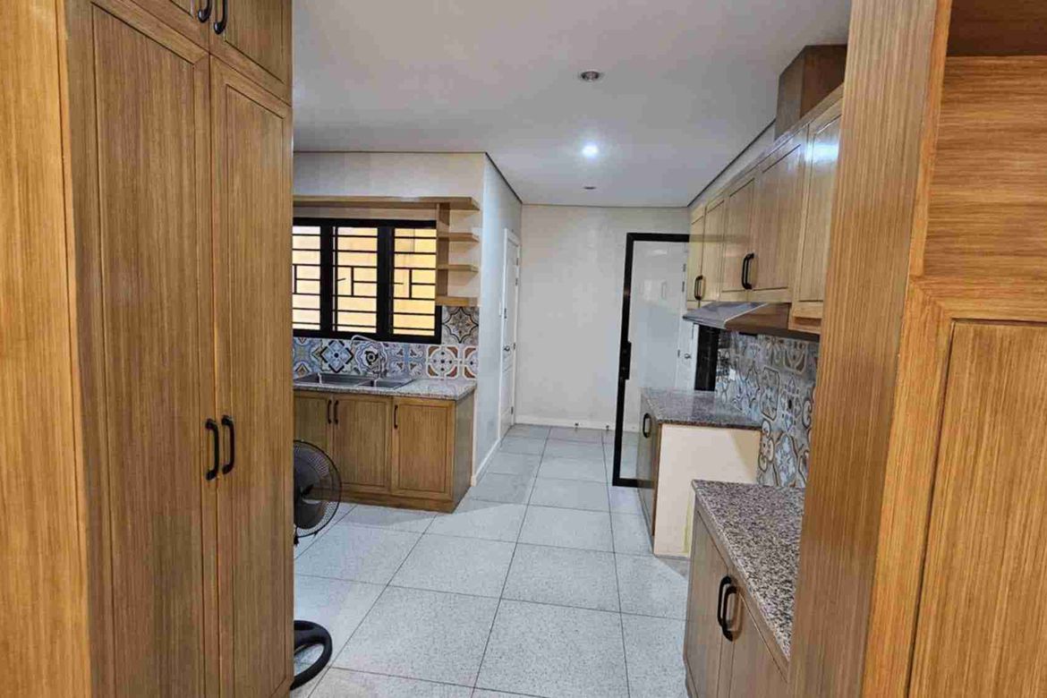 4 Bedroom House for Sale in BF Homes, Parañaque, Metro Manila – photo 7