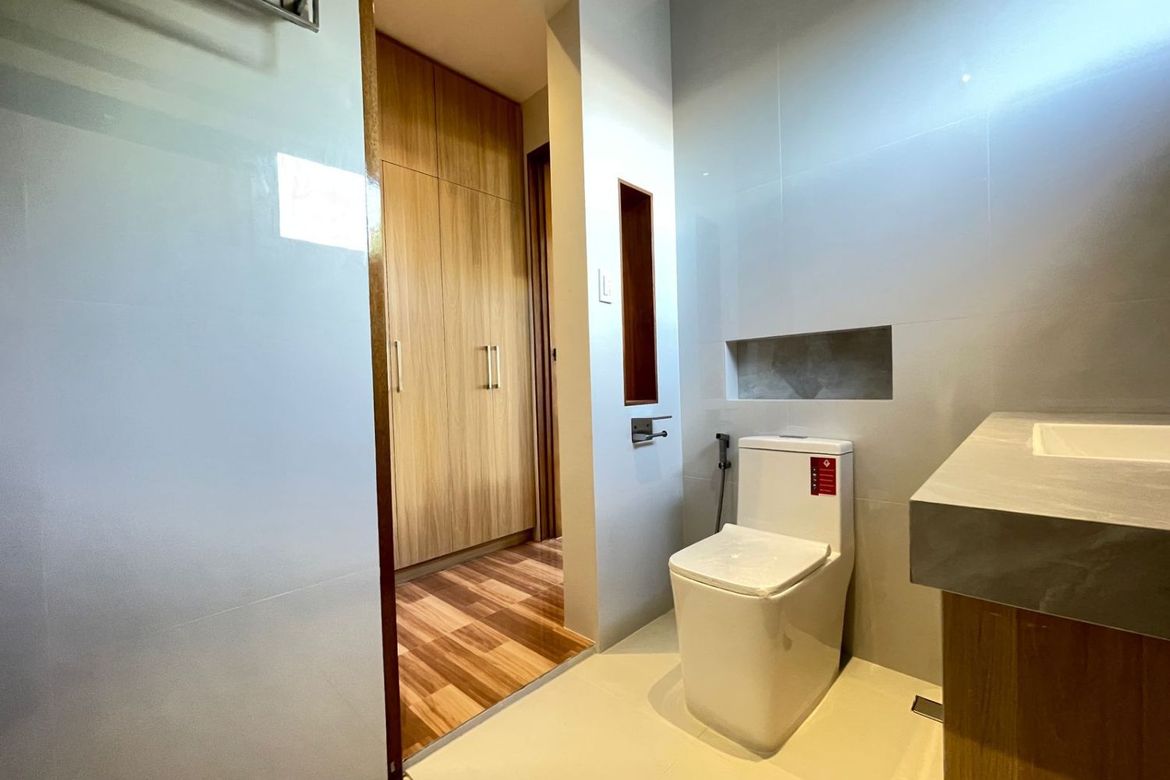 4 Bedroom House for Sale in BF Homes, Parañaque, Metro Manila – photo 6
