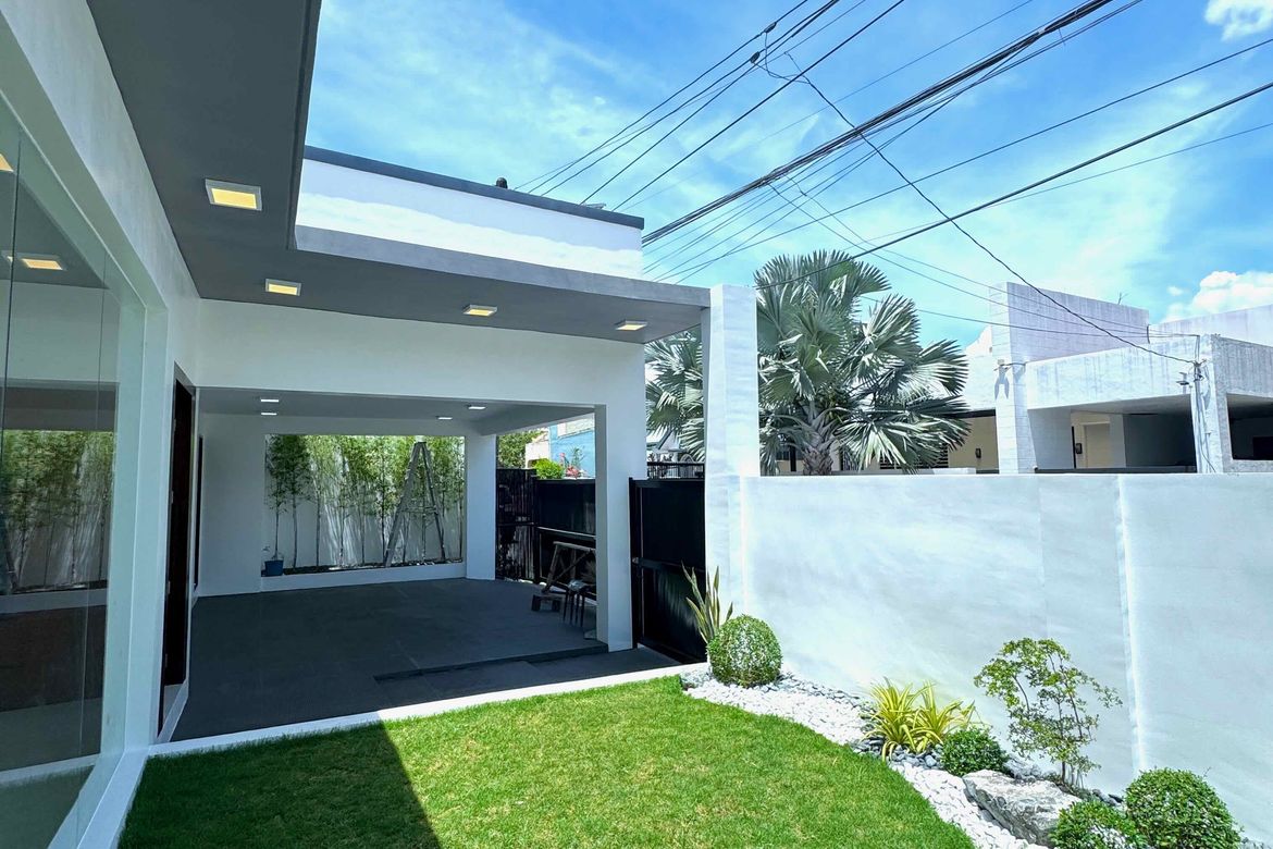 4 Bedroom House for Sale in BF Resort, Las Piñas, Metro Manila – photo 5