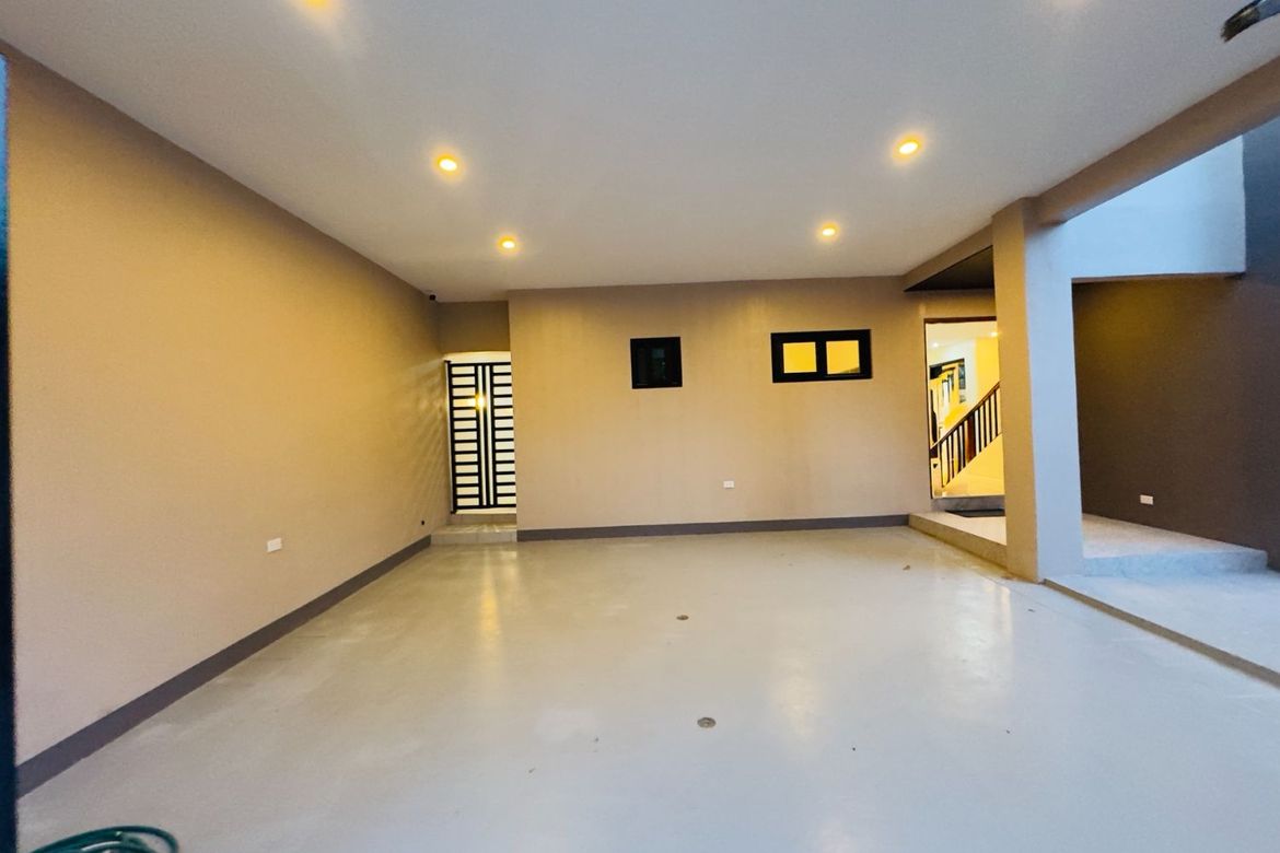 4 Bedroom House for Sale in BF Resort, Las Piñas, Metro Manila – photo 7