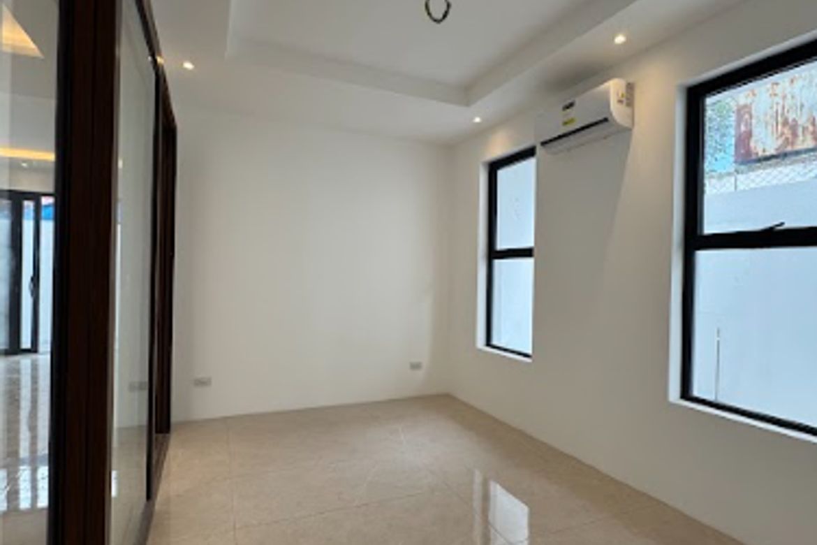 4 Bedroom House for Sale in BF Resort, Las Piñas, Metro Manila – photo 3
