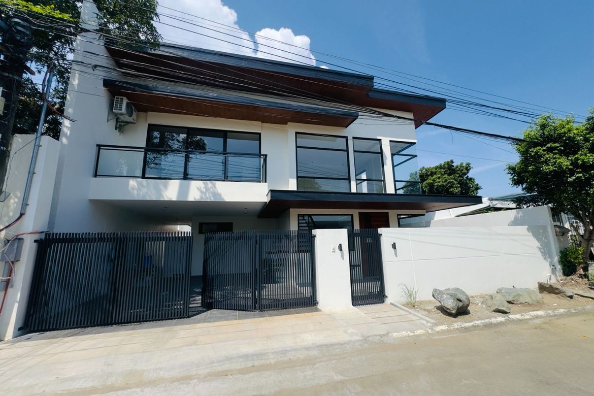 4 Bedroom House for Sale in BF Resort, Las Piñas, Metro Manila – photo 3