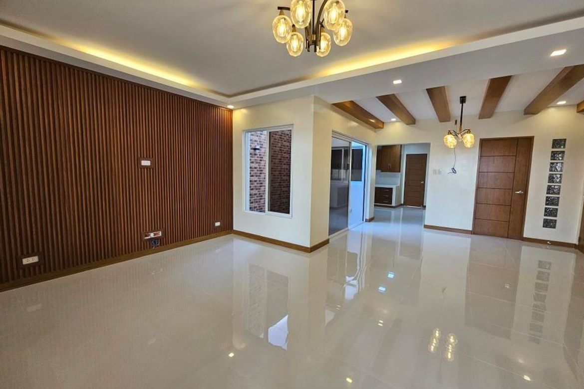 4 Bedroom House for Sale in BF Resort Village, Talon Dos, Las Piñas, Metro Manila – photo 4