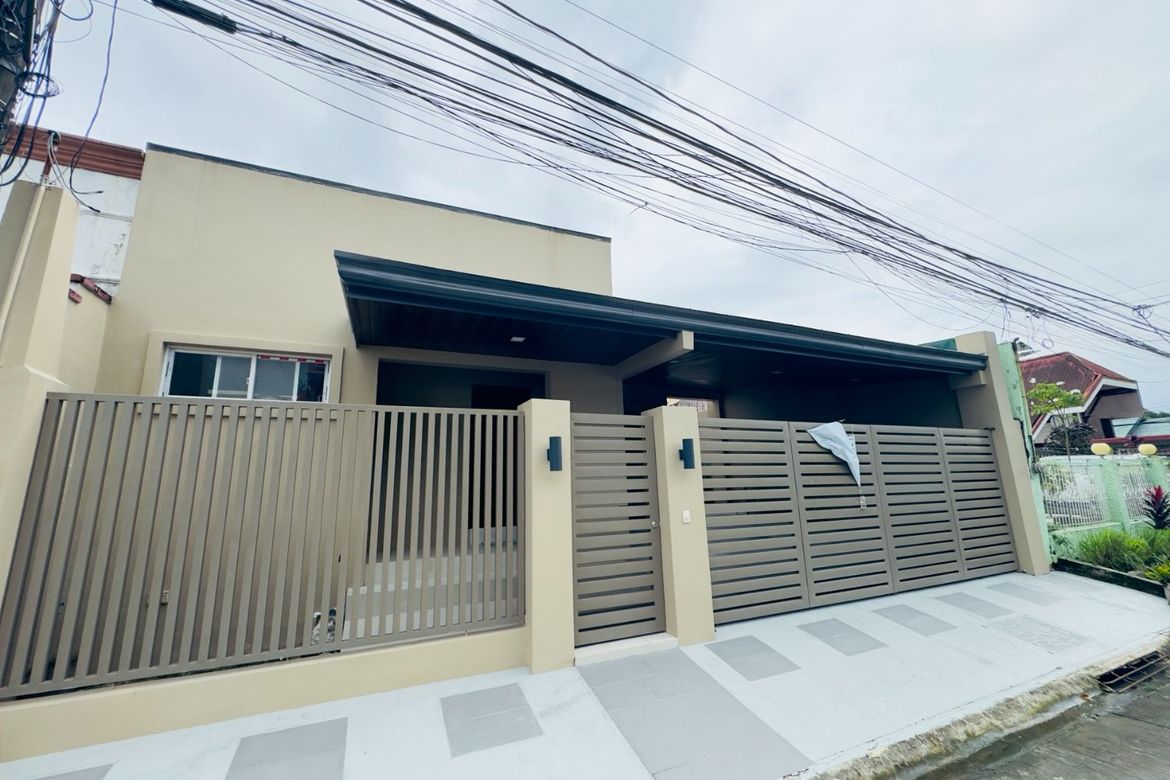 4 Bedroom House for Sale in BF Resort Village, Talon Dos, Las Piñas, Metro Manila – photo 4