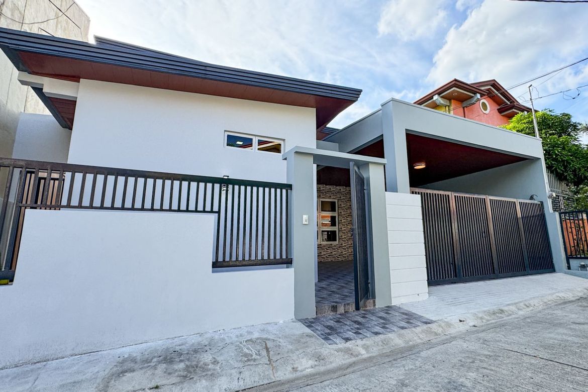 4 Bedroom House for Sale in BF Resort Village, Talon Dos, Las Piñas, Metro Manila – photo 2