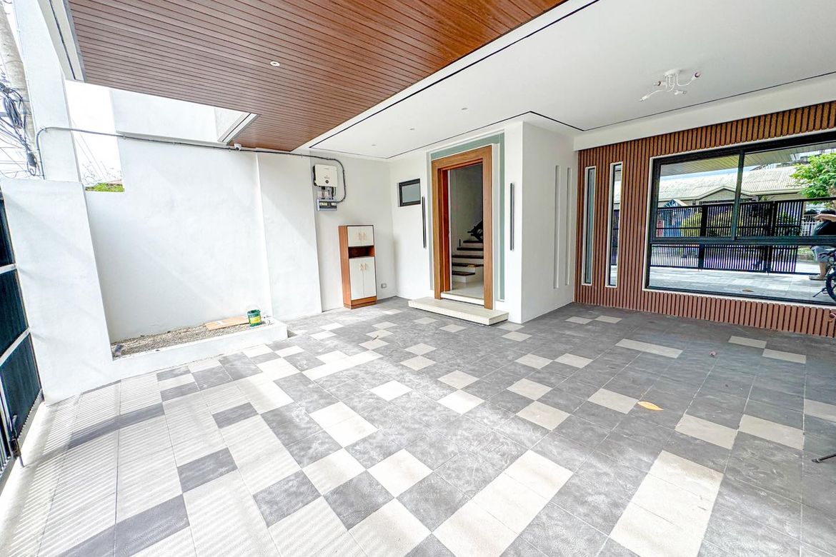 4 Bedroom House for Sale in BF Resort Village, Talon Dos, Las Piñas, Metro Manila – photo 4