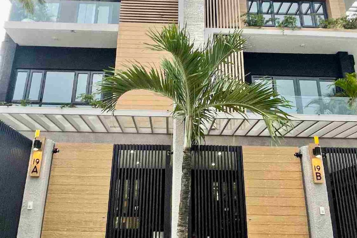 4 Bedroom House for Sale in BGC, Taguig, Metro Manila