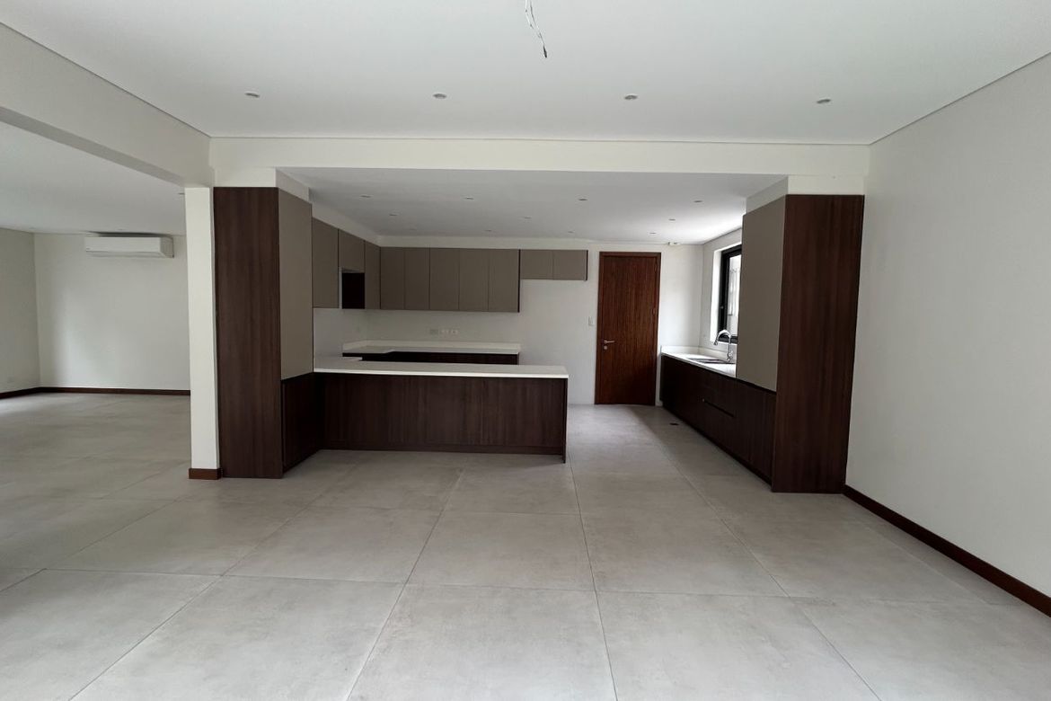 4 Bedroom House for Sale in BGC, Taguig, Metro Manila – photo 8