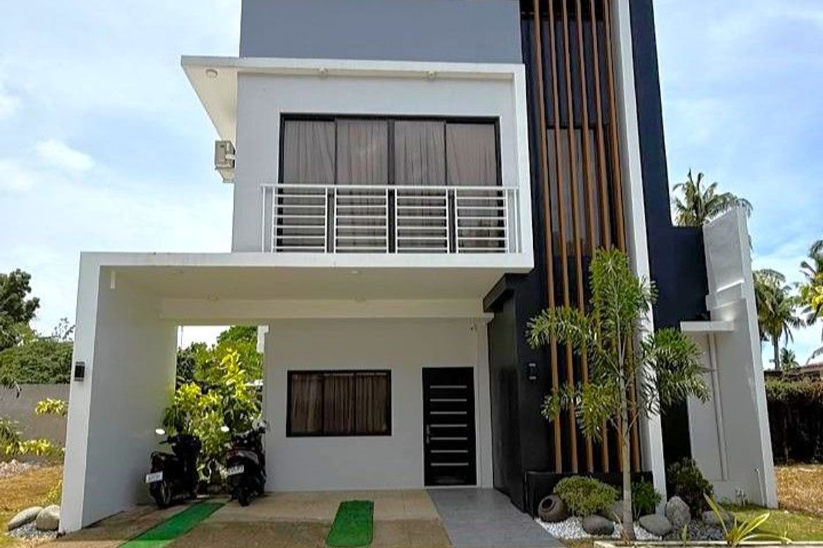 4 Bedroom House for Sale in Biking, Dauis, Bohol