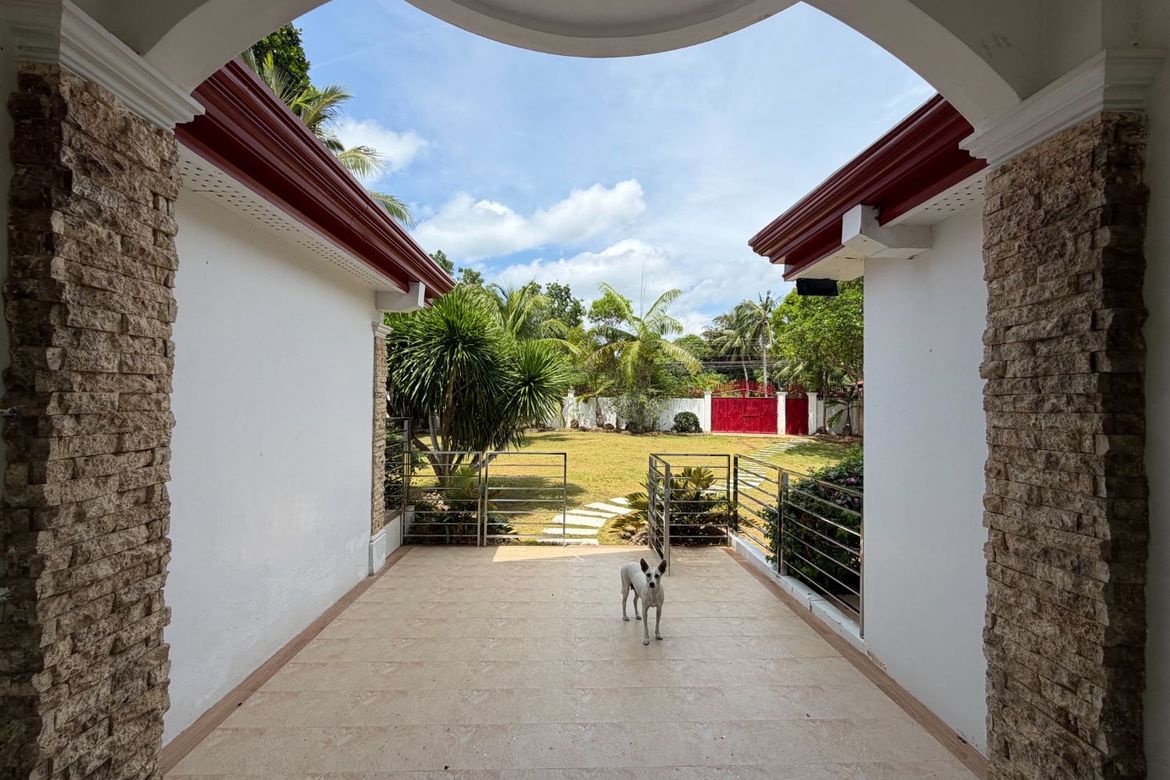 4 Bedroom House for Sale in Bingag, Dauis, Bohol – photo 3