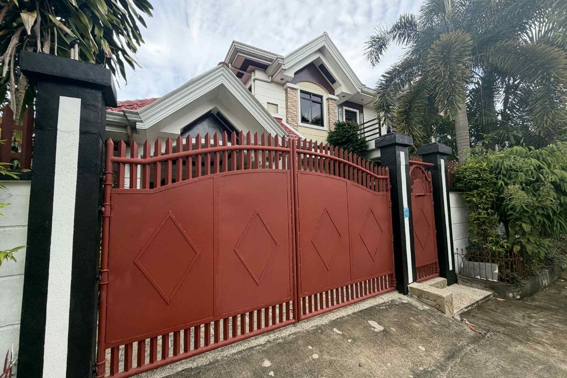 4 Bedroom House for Sale in Booy, Tagbilaran, Bohol – photo 3