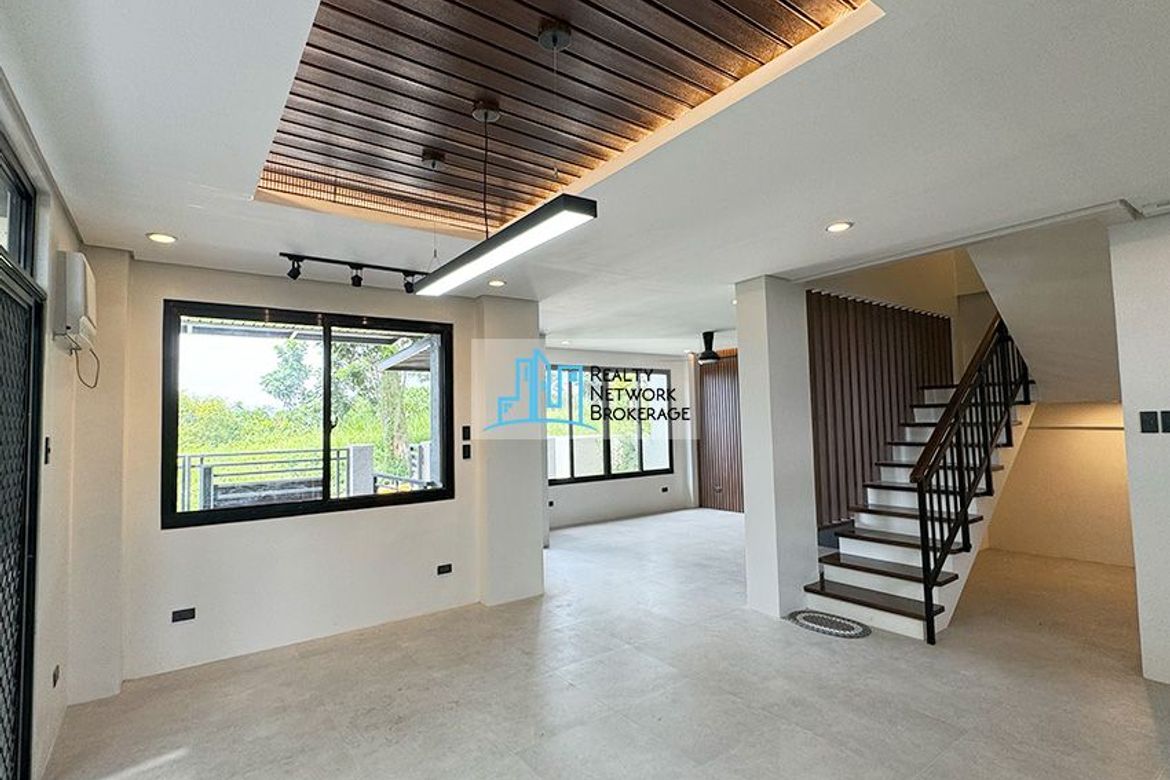4 Bedroom House for Sale in Bulacao, Talisay, Cebu