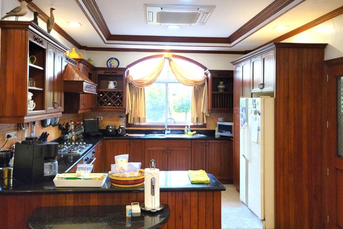 4 Bedroom House for Sale in Cabancalan, Mandaue, Cebu – photo 5