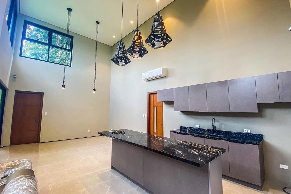 4 Bedroom House for Sale in Cabilang Baybay, Carmona, Cavite – photo 2
