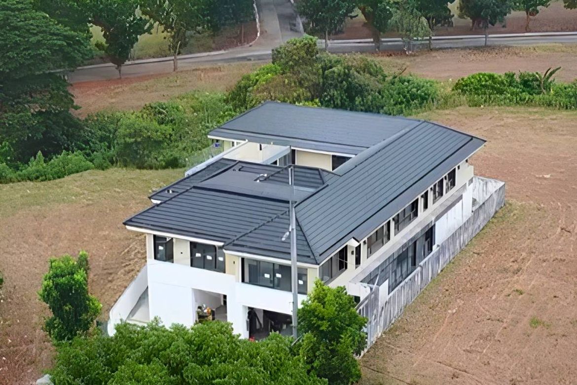 4 Bedroom House for Sale in Cabilang Baybay, Carmona, Cavite