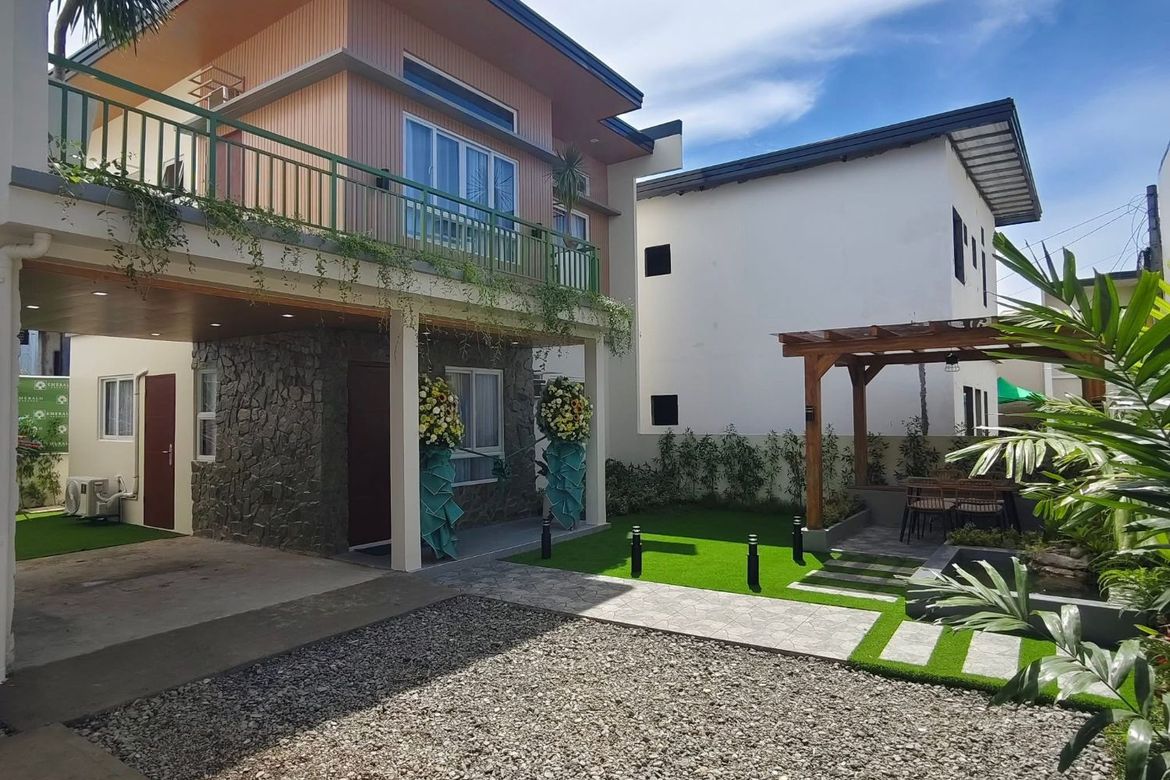 4 Bedroom House for Sale in Cagbang, Oton, Iloilo