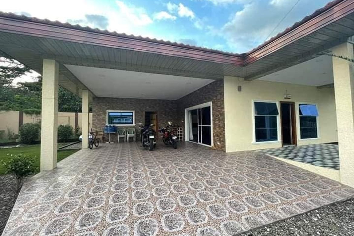 4 Bedroom House for Sale in Candau-Ay, Dumaguete, Negros Oriental – photo 3
