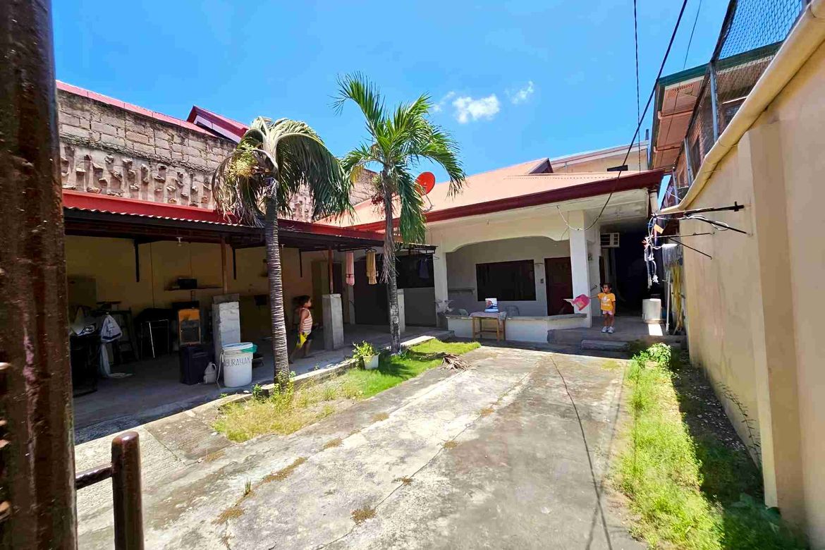 4 Bedroom House for Sale in Canduman, Mandaue, Cebu