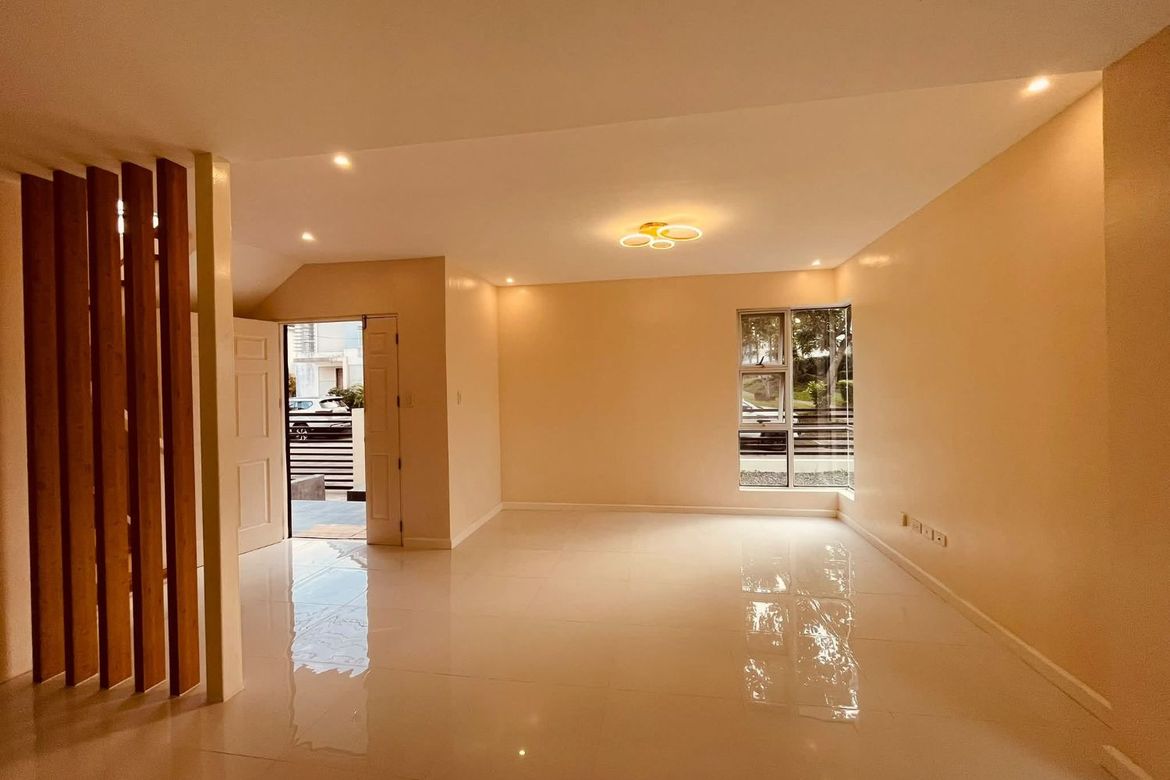 4 Bedroom House for Sale in Canlubang, Calamba, Laguna – photo 8