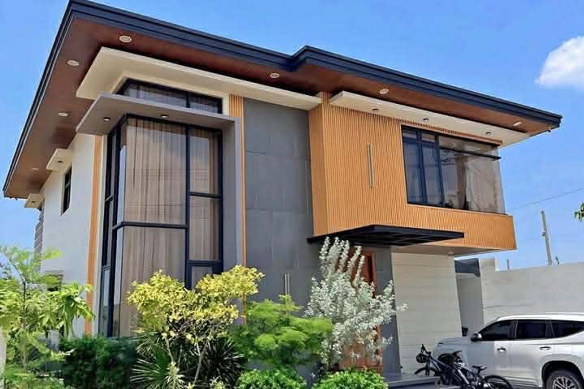 4 Bedroom House for Sale in Canlubang, Calamba, Laguna