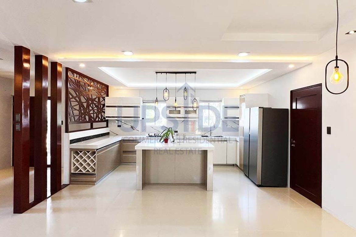 4 Bedroom House for Sale in Canlubang, Calamba, Laguna – photo 8