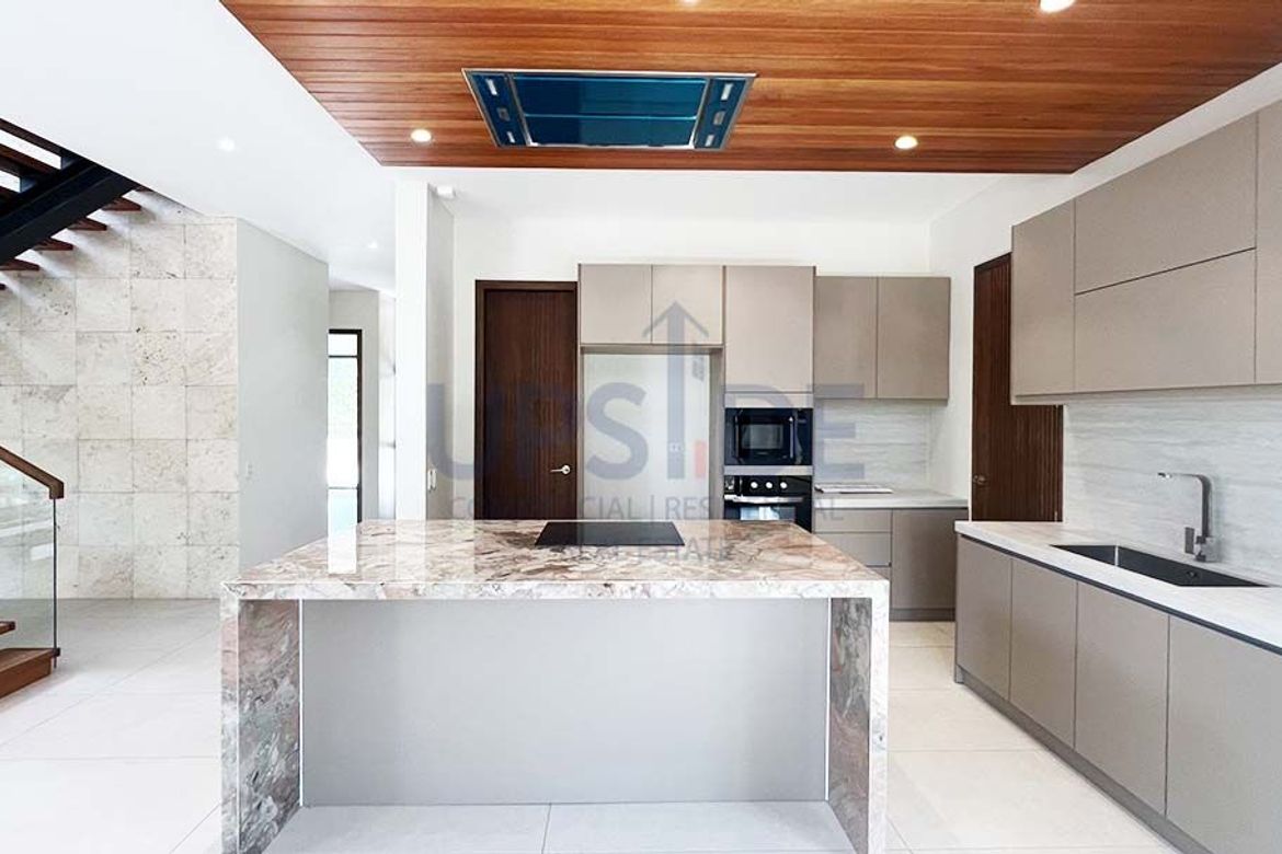 4 Bedroom House for Sale in Canlubang, Calamba, Laguna – photo 5