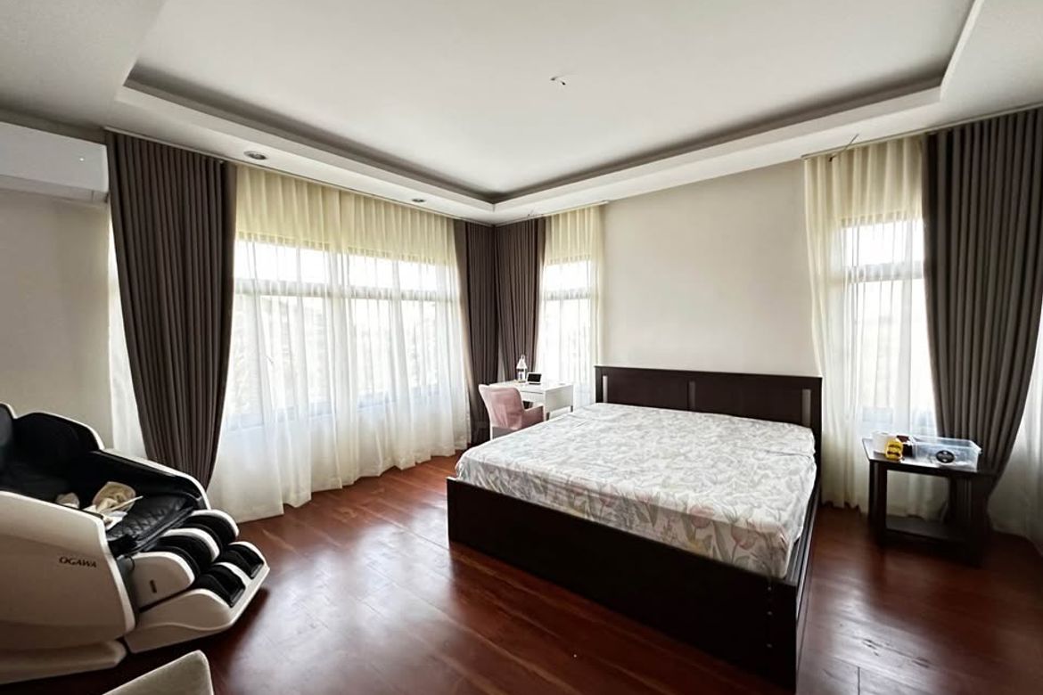 4 Bedroom House for Sale in Canlubang, Calamba, Laguna – photo 4