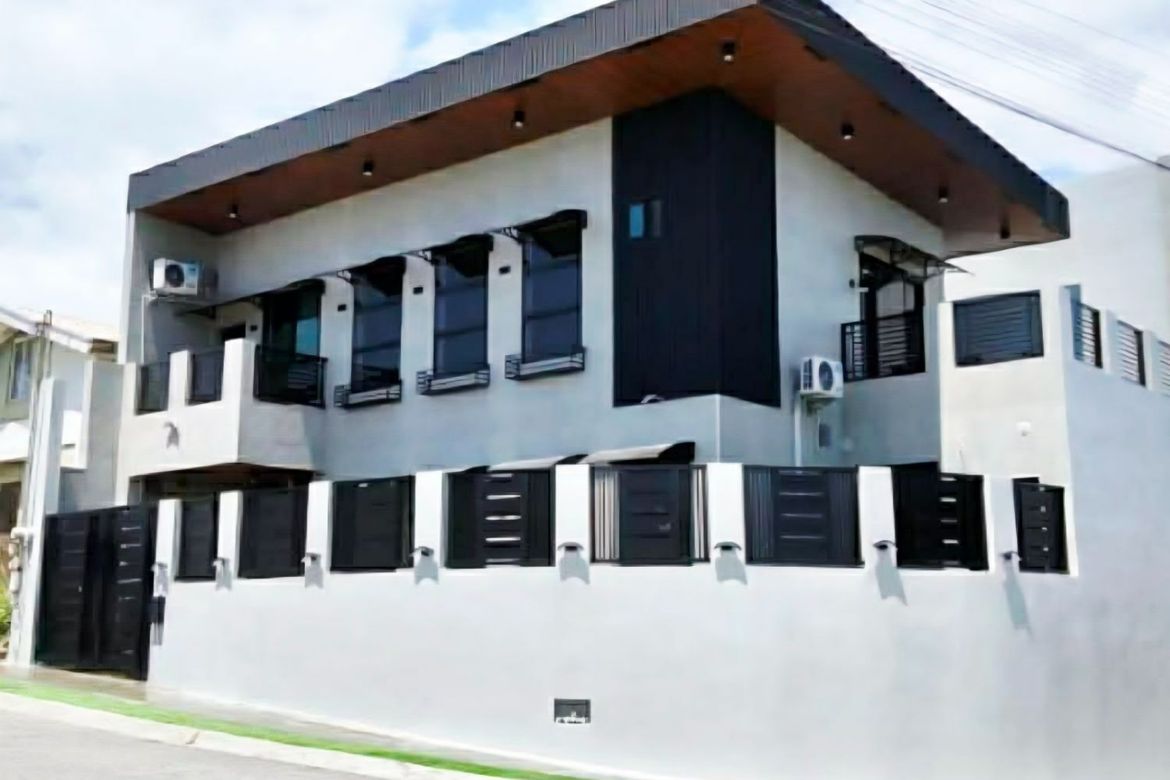 4 Bedroom House for Sale in Canlubang, Calamba, Laguna