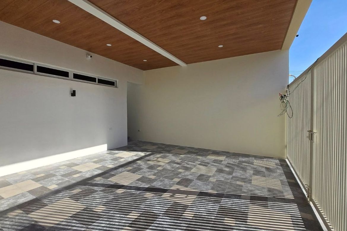 4 Bedroom House for Sale in Capaya, Angeles, Pampanga – photo 4