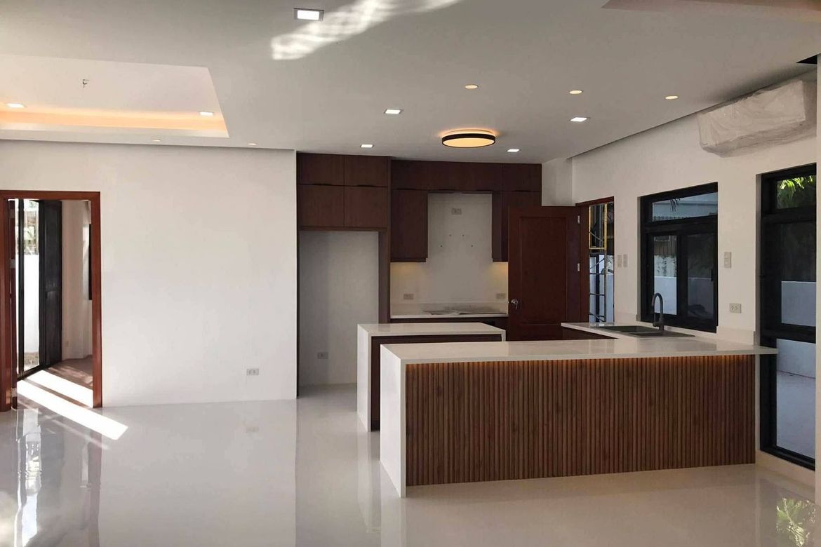 4 Bedroom House for Sale in Central (Pob.), Cebu City, Cebu – photo 2