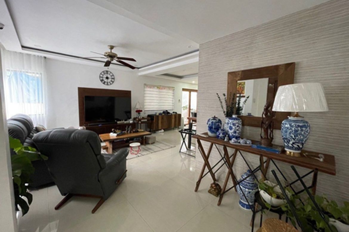 4 Bedroom House for Sale in Central, Quezon City, Metro Manila