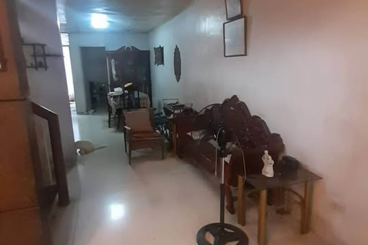 4 Bedroom House for Sale in Central, Quezon City, Metro Manila