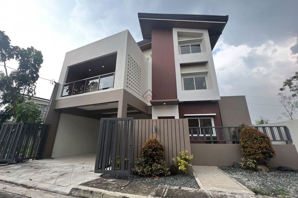 4 Bedroom House for Sale in Concepcion Uno, Marikina, Metro Manila
