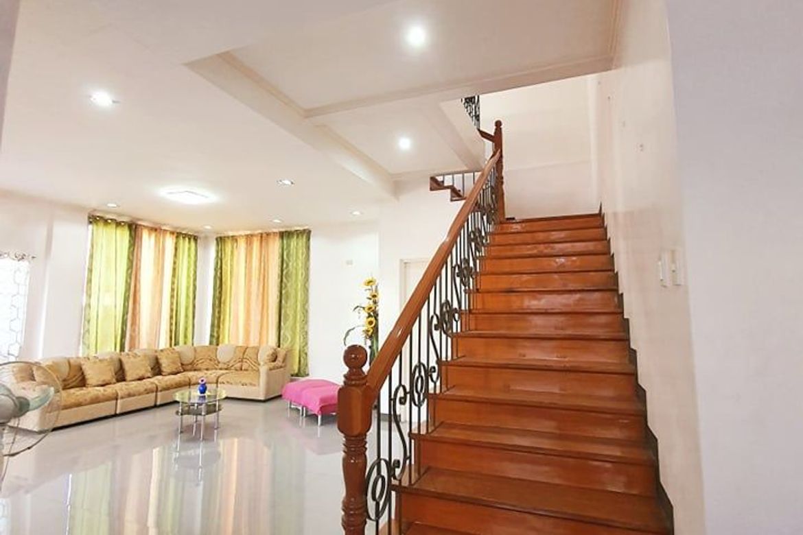 4 Bedroom House for Sale in Concepcion Uno, Marikina, Metro Manila – photo 2