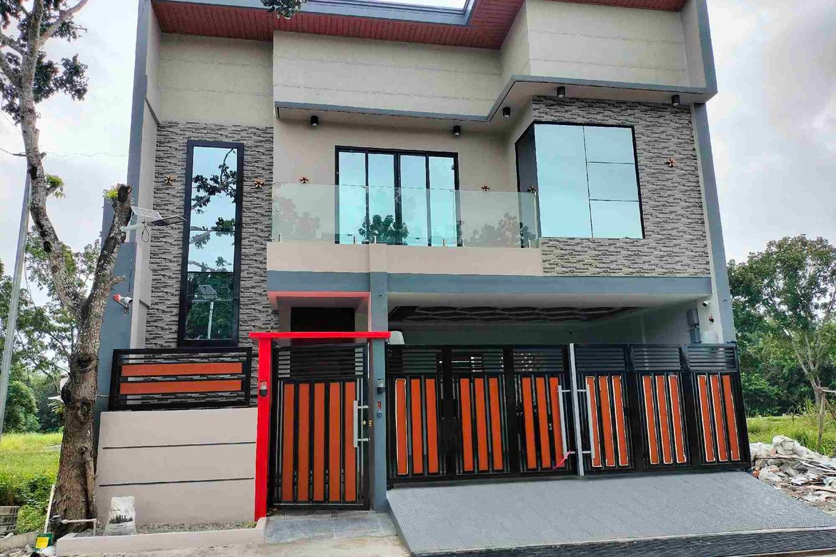 4 Bedroom House for Sale in Coral Na Bato, San Rafael, Bulacan