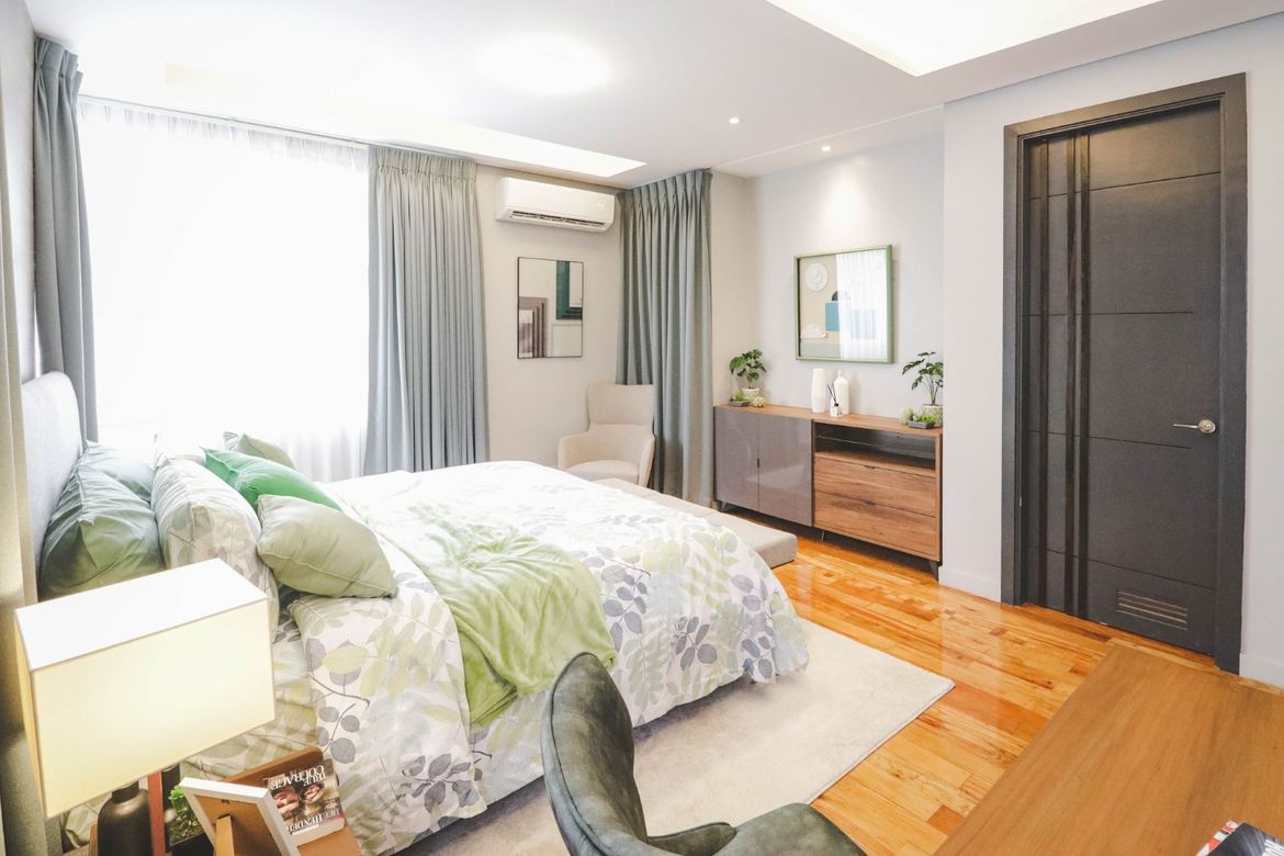 4 Bedroom House for Sale in Corazon de Jesus, San Juan, Metro Manila near LRT-2 J. Ruiz – photo 4
