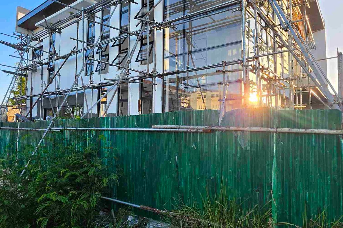 4 Bedroom House for Sale in Corona Del Mar, Pooc, Talisay, Cebu