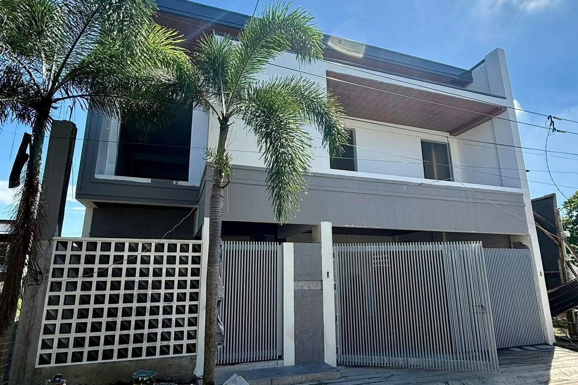 4 Bedroom House for Sale in Cuayan, Angeles, Pampanga