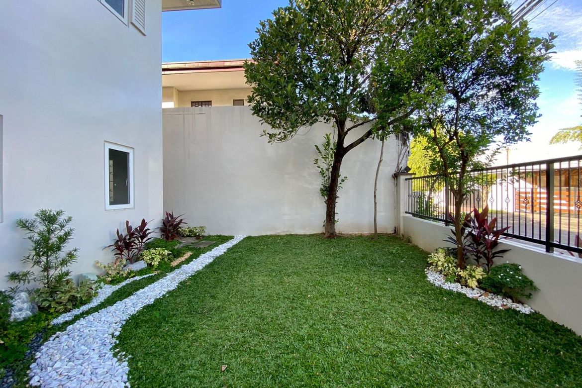 4 Bedroom House for Sale in Cupang, Muntinlupa, Metro Manila
