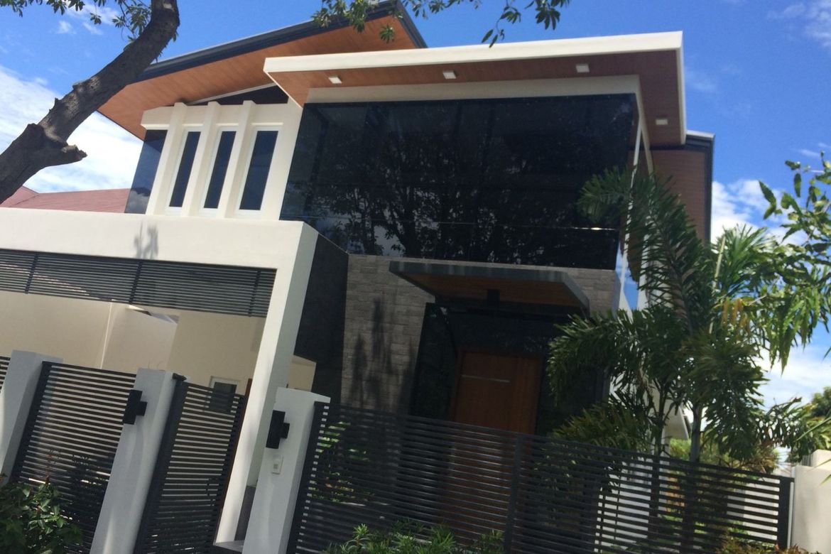4 Bedroom House for Sale in Cupang, Muntinlupa, Metro Manila