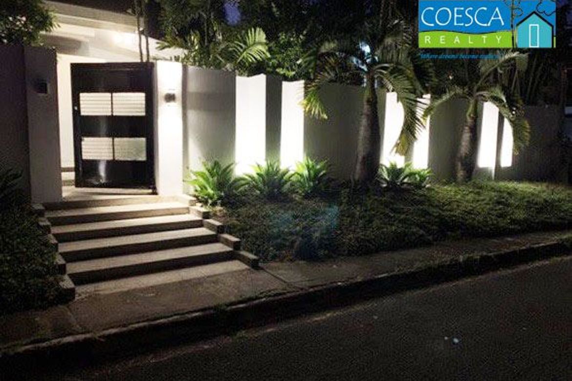 4 Bedroom House for Sale in Cupang, Muntinlupa, Metro Manila