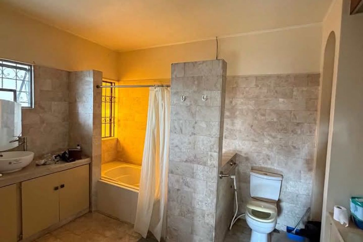 4 Bedroom House for Sale in Cupang, Muntinlupa, Metro Manila – photo 5