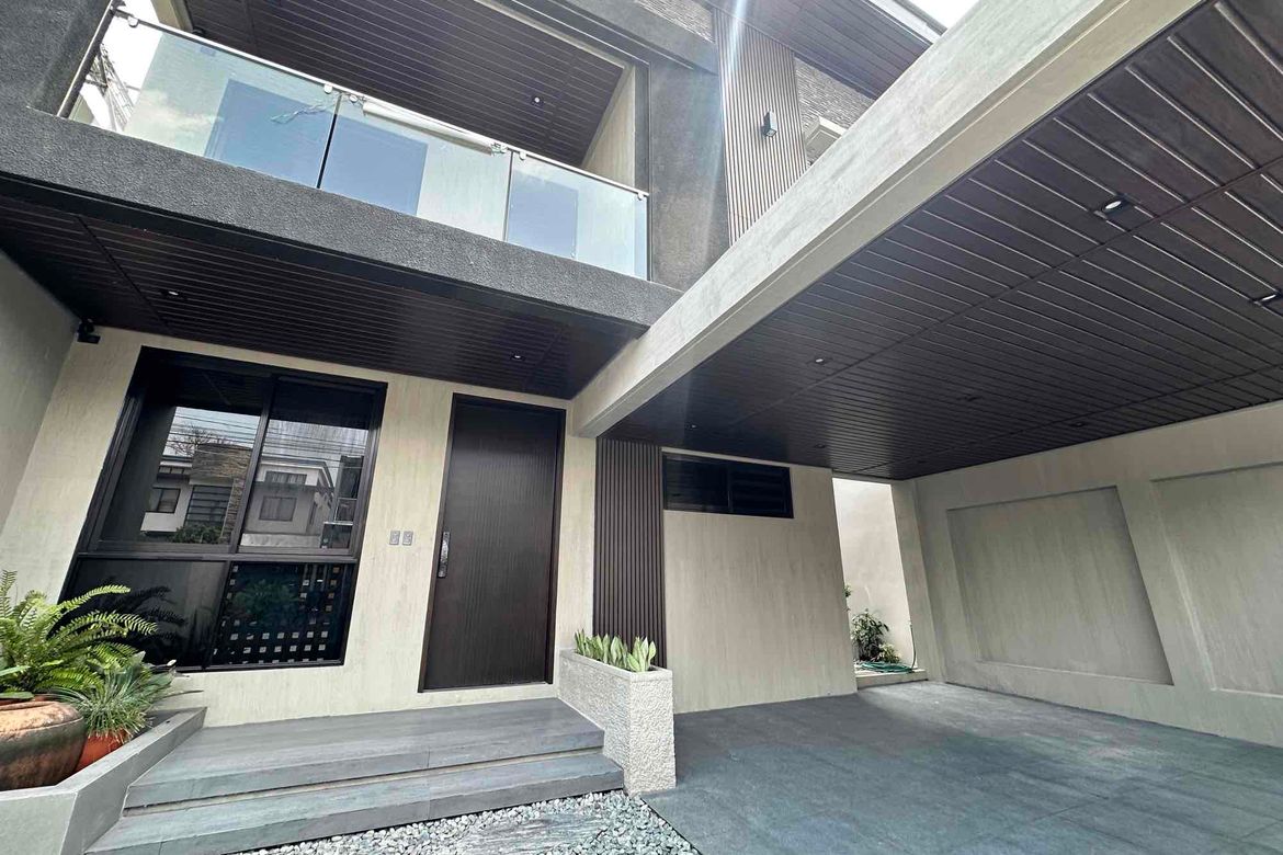 4 Bedroom House for Sale in Cutcut, Angeles, Pampanga – photo 2